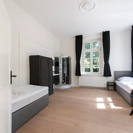 Apartment Moderne Stadtvilla Im Zentrum *