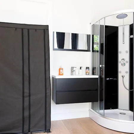 Moderne Stadtvilla Im Zentrum Apartmán