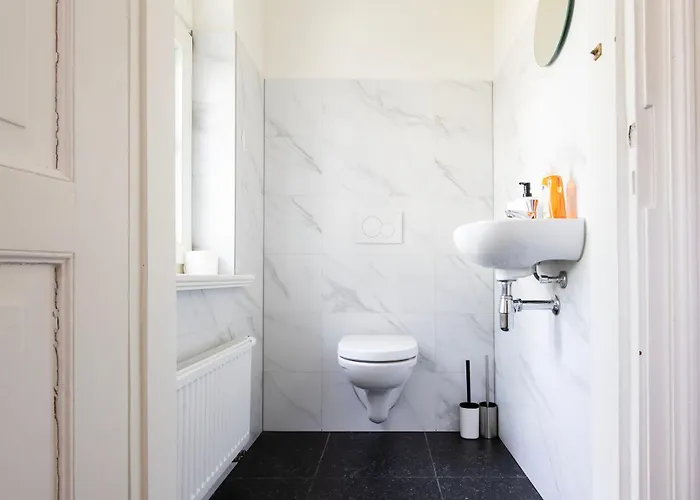 Moderne Stadtvilla Im Zentrum 公寓 克莱沃