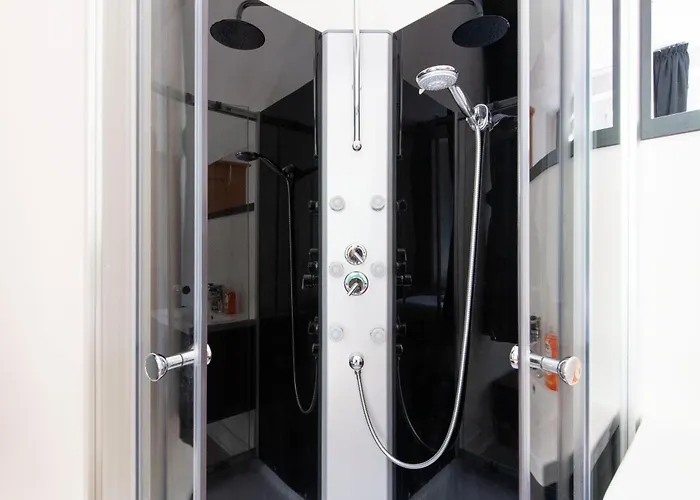 公寓 Moderne Stadtvilla Im Zentrum *