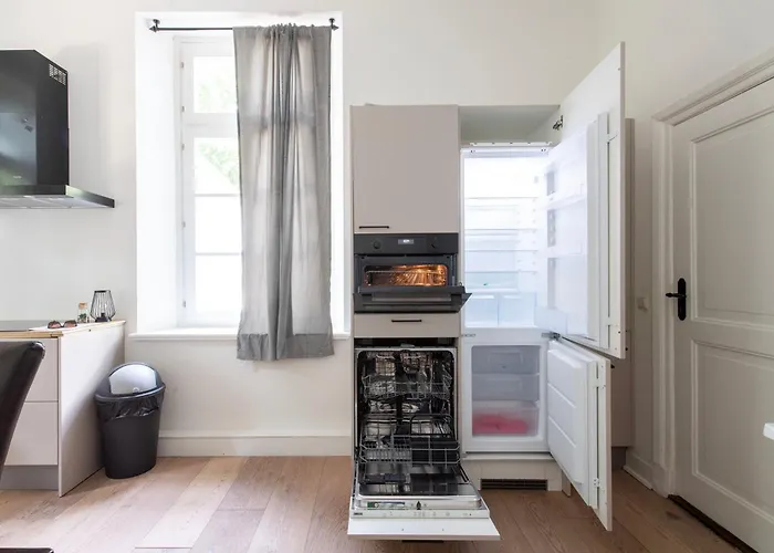 Moderne Stadtvilla Im Zentrum 克莱沃