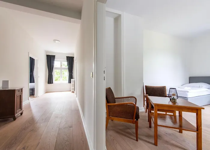 Moderne Stadtvilla Im Zentrum 公寓 *